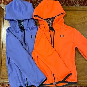 2 Girls’ Under Armour Tech Full Zip with hoodie